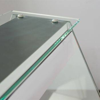img_lightbox_thumbnail